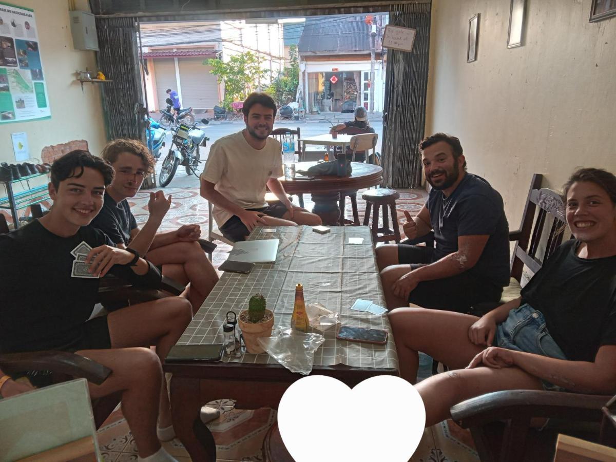 Bami Hostel Thakhek Eksteriør bilde