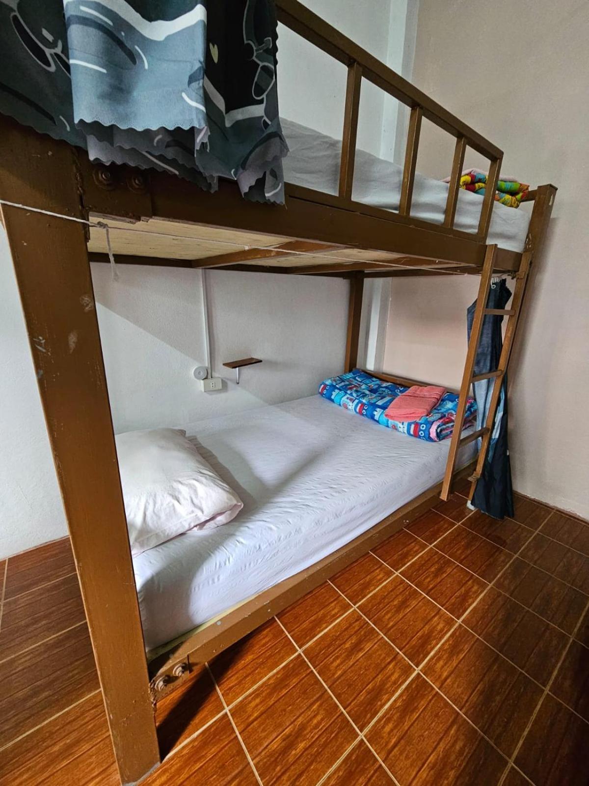 Bami Hostel Thakhek Eksteriør bilde
