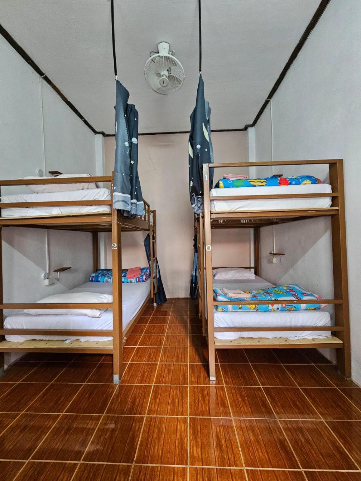 Bami Hostel Thakhek Eksteriør bilde