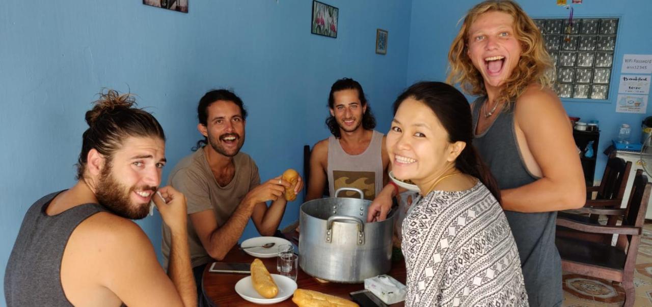 Bami Hostel Thakhek Eksteriør bilde